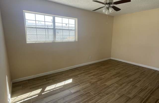 10212 Calcutta Drive - C photos photos