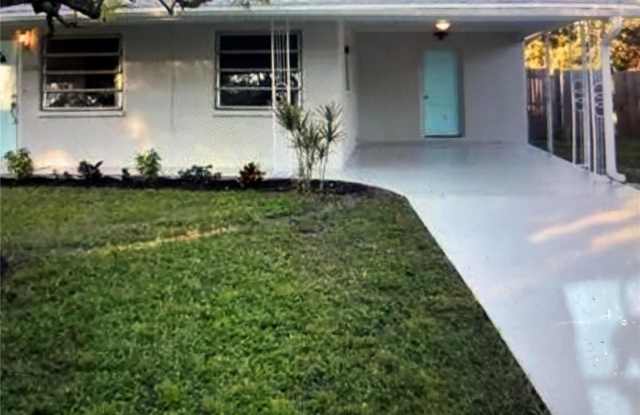 1506 18TH STREET W photos photos