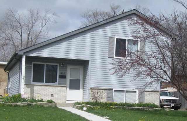 1498 Grove Ave photos photos