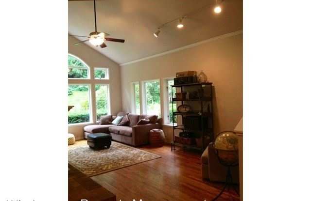 15455 Smoland Lane NE Gallery 3