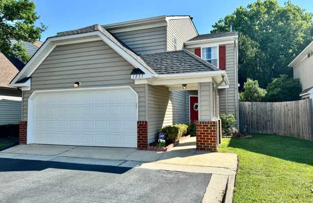 Available 08-08-25 in Cedar Crossing! A Pet-Friendy Home - Community Pool, Playgrounds, Tennis Courts  MORE! photos photos