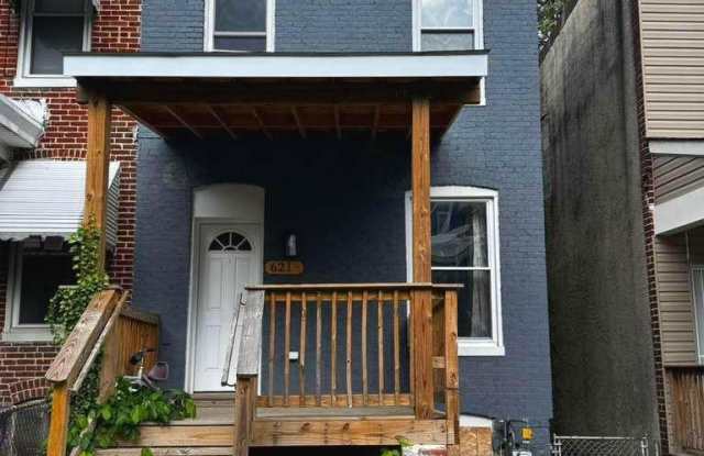 621 DENISON Street photos photos