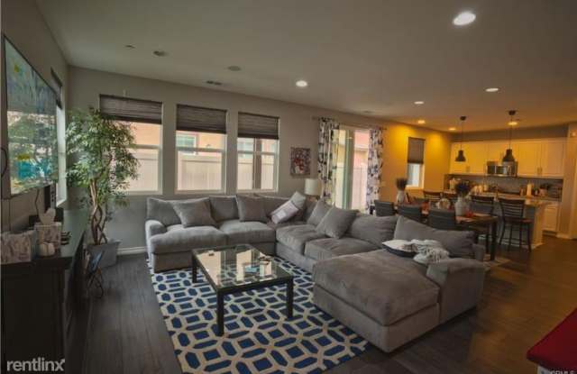 1528 Borden Ln Gallery 2