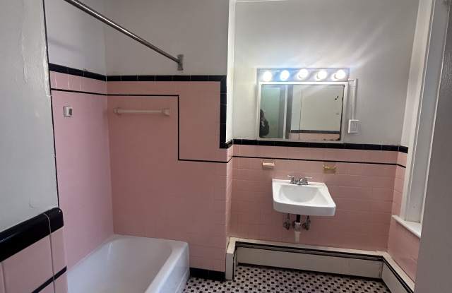 215 North 15th Street - 2 Gallery 2