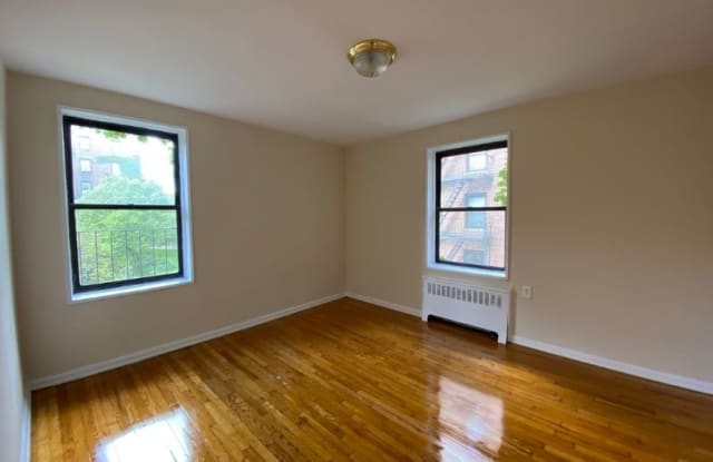 141-50 85th road Gallery 3