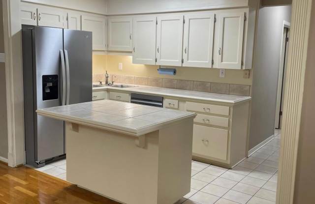 107 Papwood Circle Gallery 2