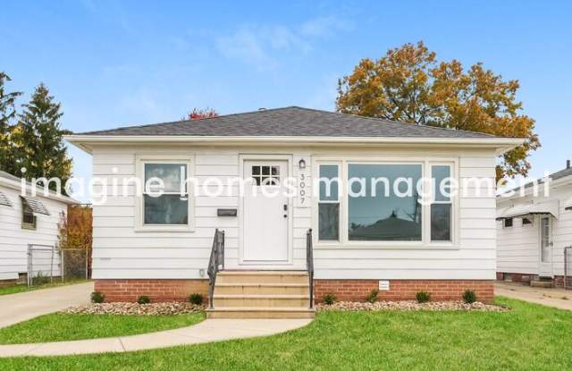 3007 Center Drive Gallery 1