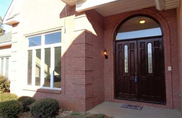 100 Estates Way Gallery 2