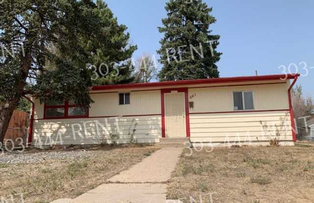 3 bedrooms, 1 bathroom - 661 Bountiful Court, Sherrelwood, CO 80221