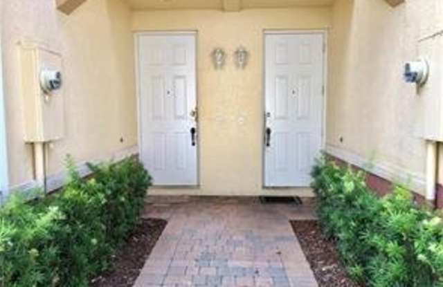4654 Southwest 75th Way Gallery 3