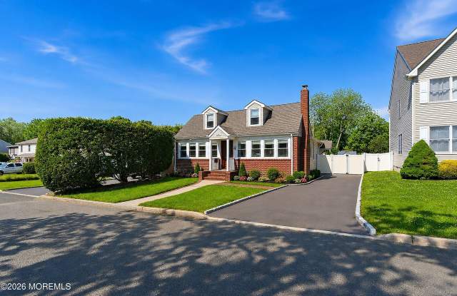 1901 Meadow Road Gallery 3
