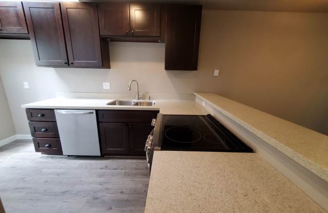 2 Bed Room 2 Bath 2 Car Garage photos photos