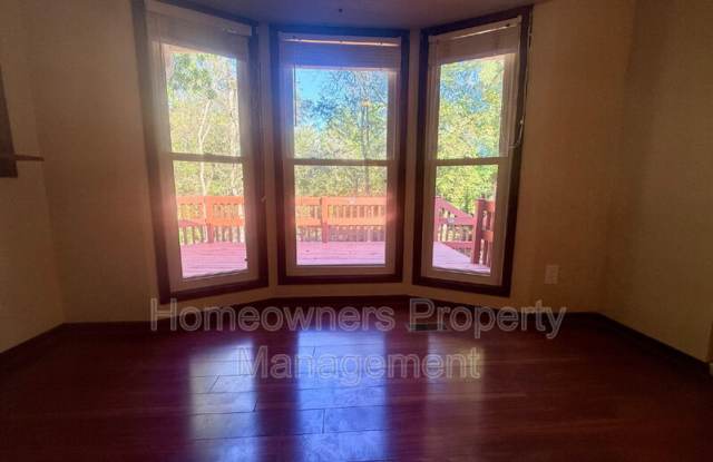 4436 Briton Circle Gallery 4