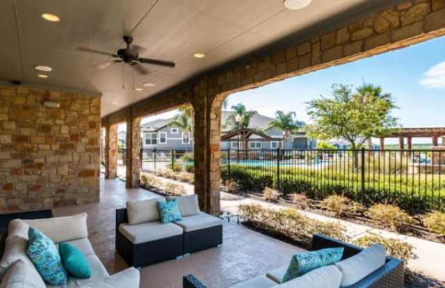 5597 Mansions Blfs Gallery 3