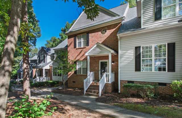 3 Bedroom townhome near NCSU! Gallery 1