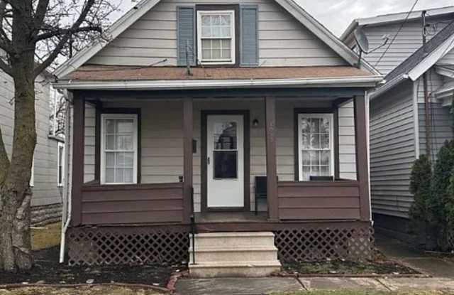 3 bedroom Single Family | Section 8 and EDEN welcomed photos photos