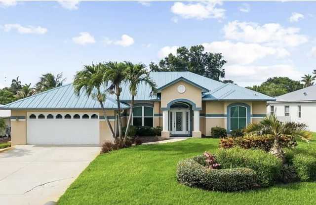 512 SW S Carolina Drive photos photos 512 SW S Carolina Drive photos photos