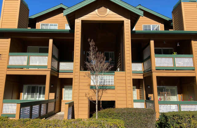 Spacious 3 bed/3 bath condo in San Ramon photos photos