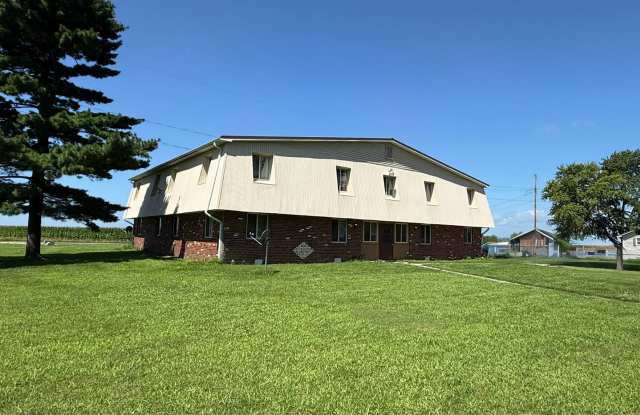 2 Bed / 1 Bath Apartment in Quiet Warrensburg — Available Now photos photos