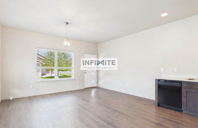 Quaint One Bedroom, One bathroom photos photos