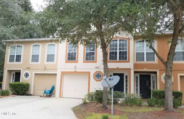 10462 AUTUMN TRACE Road photos photos