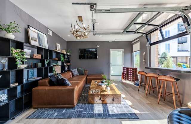 Aspect Gallery 3