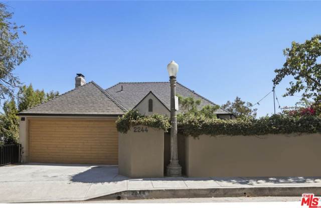 2244 Talmadge St photos photos
