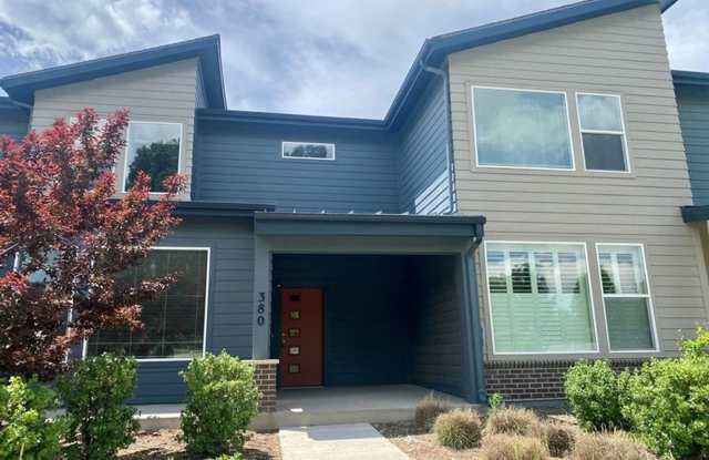Lovely New Townhouse - 380 Pint Street, Fort Collins, CO 80524