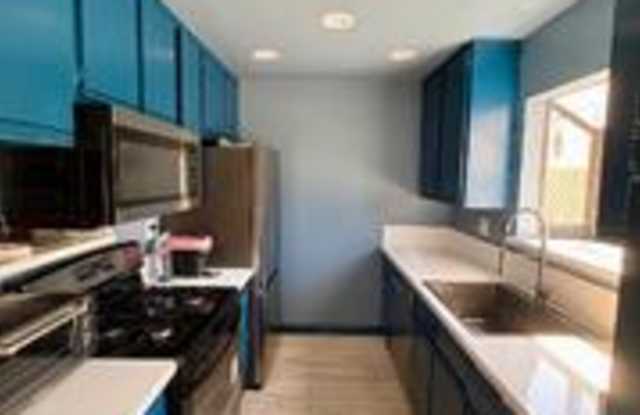 8636 West Olympic Boulevard Gallery 4