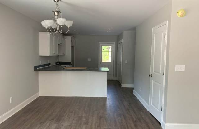 7350 Hucks Road Gallery 3