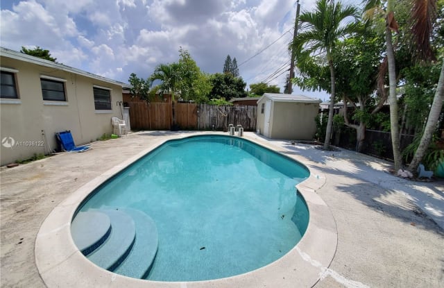7632 Simms St - 7632 Simms Street, Hollywood, FL 33024