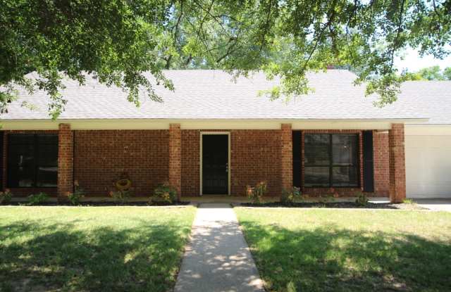 Welcome to 3109 McDonald – Your Next Home in Tyler, TX! photos photos