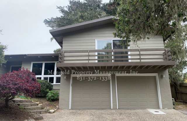 Great Home Located in Monterey Neighborhood with Large Yard, 2-Car Garage, and More! photos photos