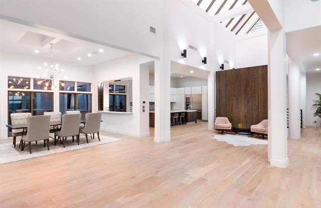 3403 Mount Bonnell RD Gallery 4