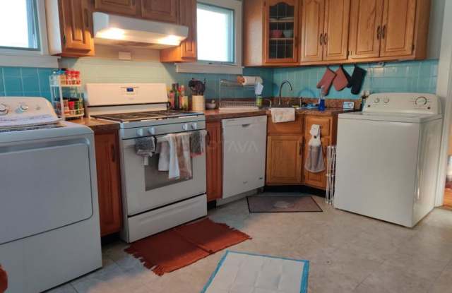 73 Simpson Ave. - 73 Simpson Avenue, Somerville, MA 02144