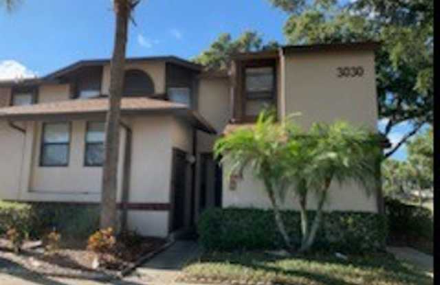 2 Bedroom 2 Bathroom Condo For Rent at 3030 S. Semoran Blvd. Unit F-11 Orlando, Fl. 32822 photos photos