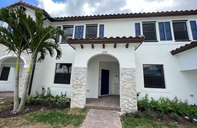11874 SW 246 Lane - 11874 Southwest 246th Lane, Princeton, FL 33032