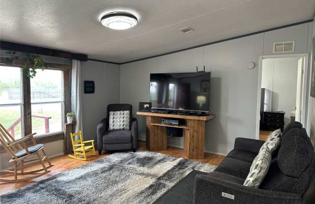 20082 CR 304 Gallery 3