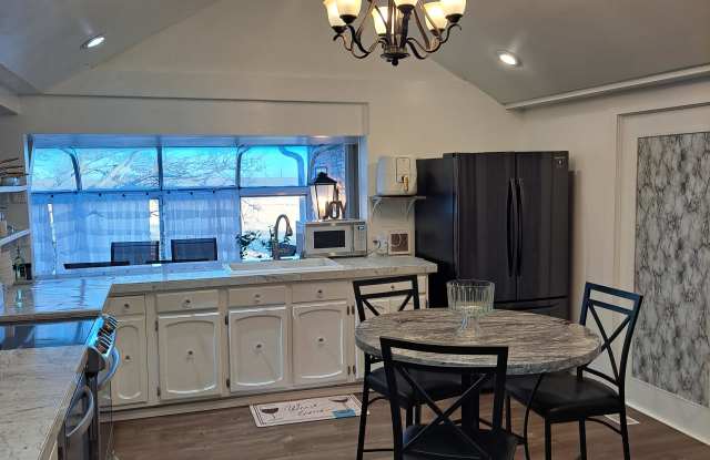 1756 Walter Payton Memorial Hwy photos photos