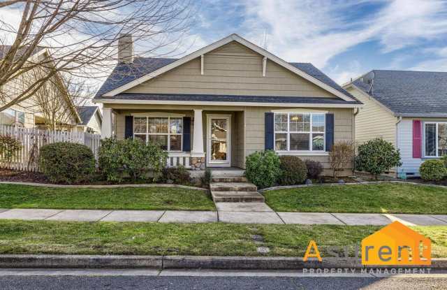 Great Home In Lovely Neighborhood - 3350 Edgewater Drive, Medford, OR 97504