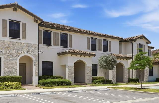 11833 SW 245th Ter Gallery 2