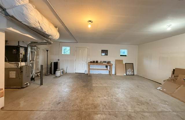 19141 Southwest Zoe Lane Gallery 3