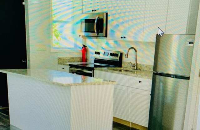 Renovated 3 Bedroom / 2 Bathroom located in Park heights Neighborhood photos photos