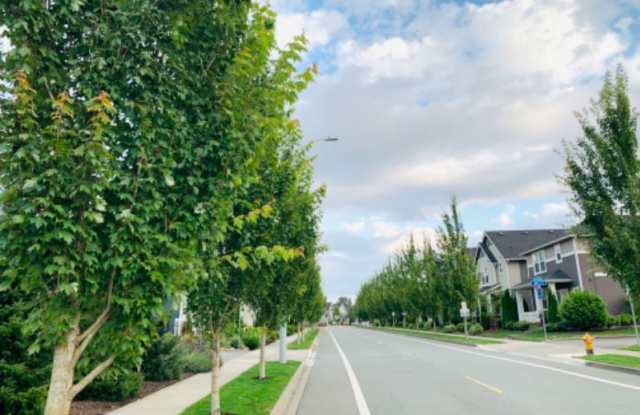 4504 Riverfront Blvd - 4504 Riverfront Boulevard, Everett, WA 98203