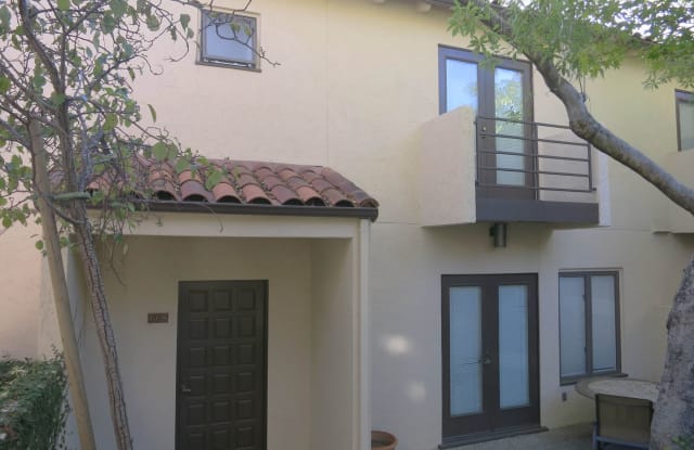 668 Hamilton Avenue - 668 Hamilton Avenue, Palo Alto, CA 94301