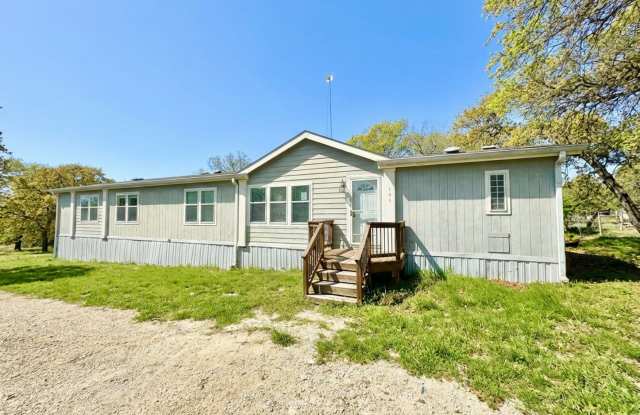 Live Large in This Beautiful Adkins Retreat! photos photos