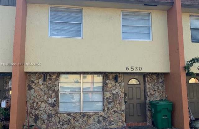 6520 SW 41st St photos photos