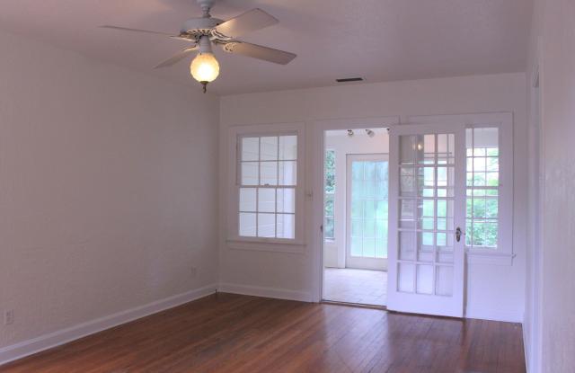 1411 East Kaley Street Gallery 4