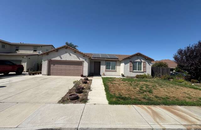 Spacious 4 Bed 2 Bath Home with Solar! photos photos Spacious 4 Bed 2 Bath Home with Solar! photos photos