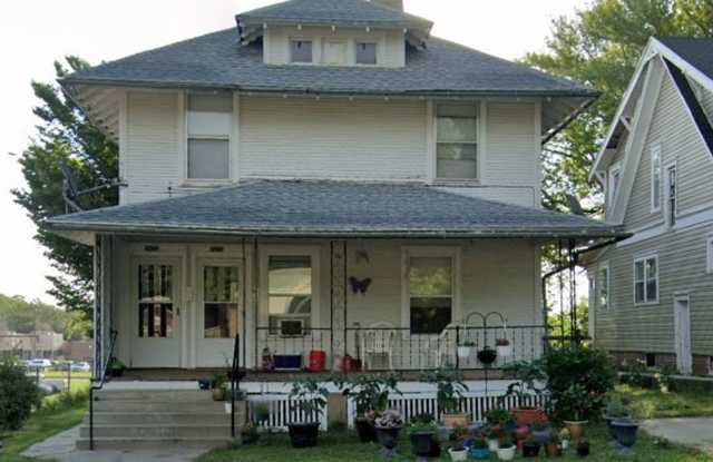 Almar - 2630-32 Douglas St. photos photos